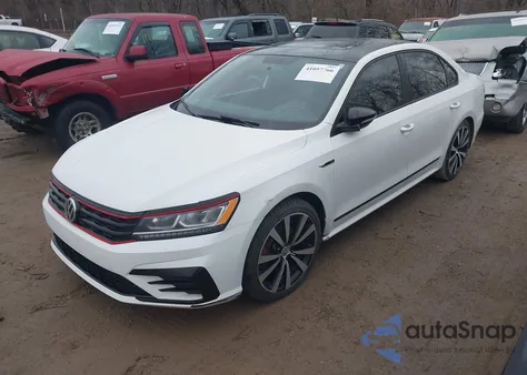 2018 Volkswagen Passat 3.6L V6 Gt из США, поврежденный, VIN 1VWJM7A38JC042133